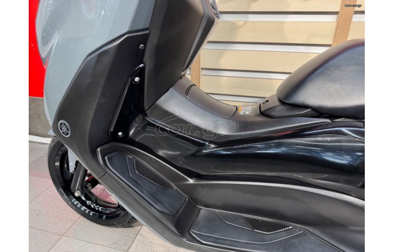 Yamaha NMAX 125 2021