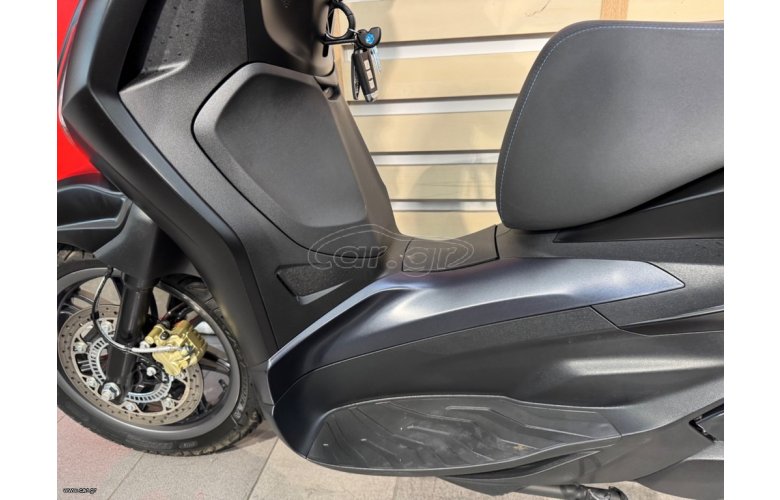 Piaggio Beverly 400 HPE S 2025