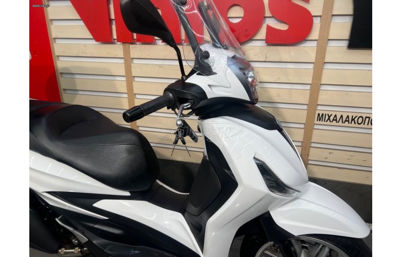 Piaggio Beverly 400 2021