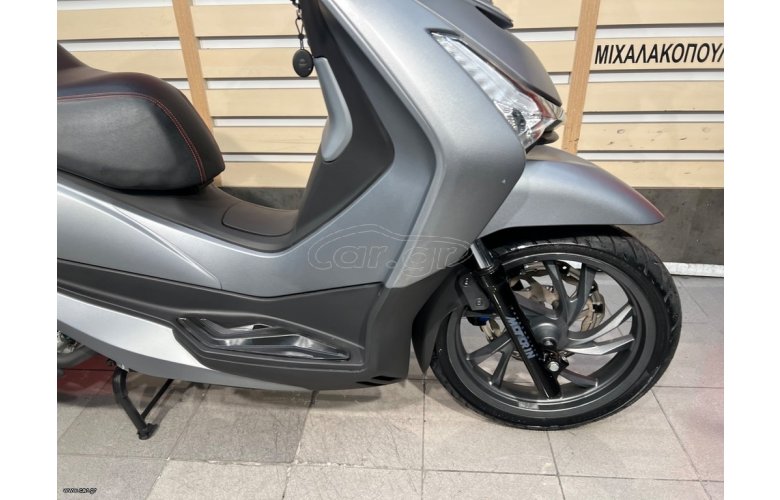 Sym HD 300 2022