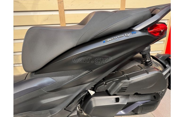 Piaggio Beverly 400 HPE S 2025