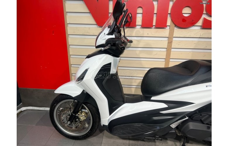 Piaggio Beverly 400 2021