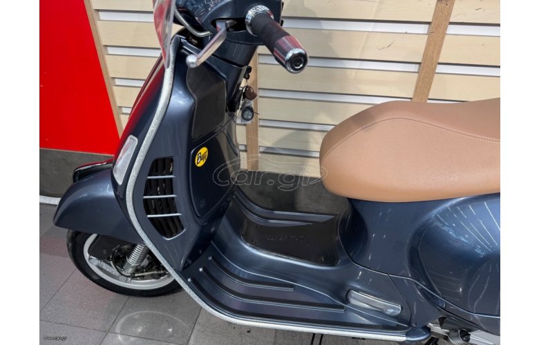 Piaggio Vespa GTS 300 2018 ABS