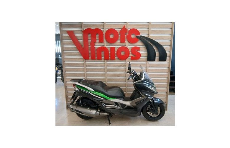 Kawasaki J 300 2015