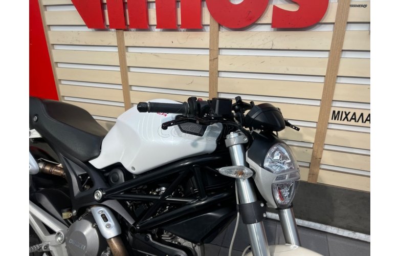 Ducati Monster 696 2008