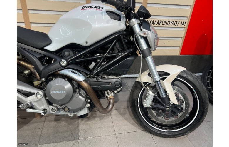 Ducati Monster 696 2008