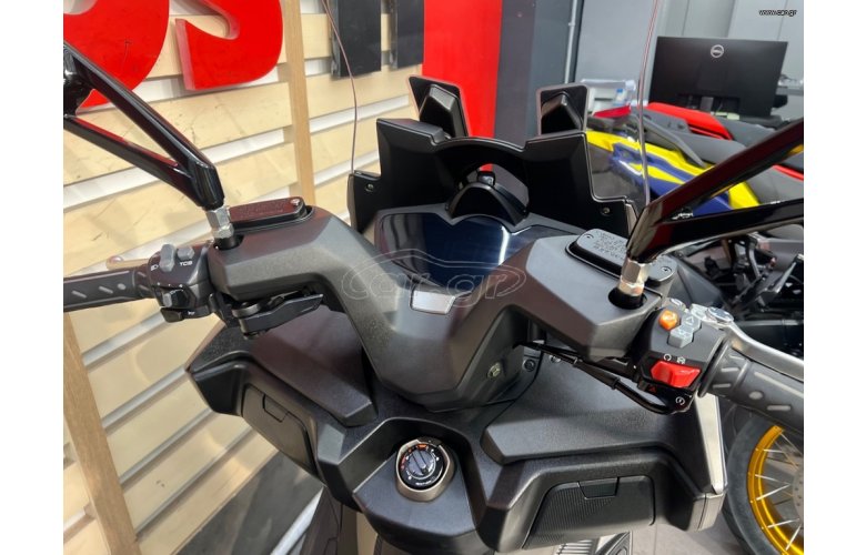 Kymco Xciting 400i 2023 VS