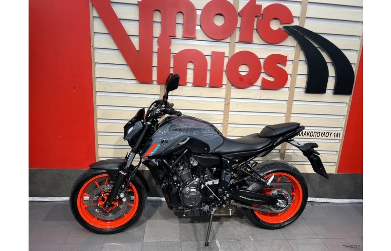 Yamaha MT-07 2022