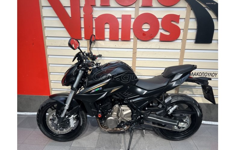 QJMOTOR SRK700 2024