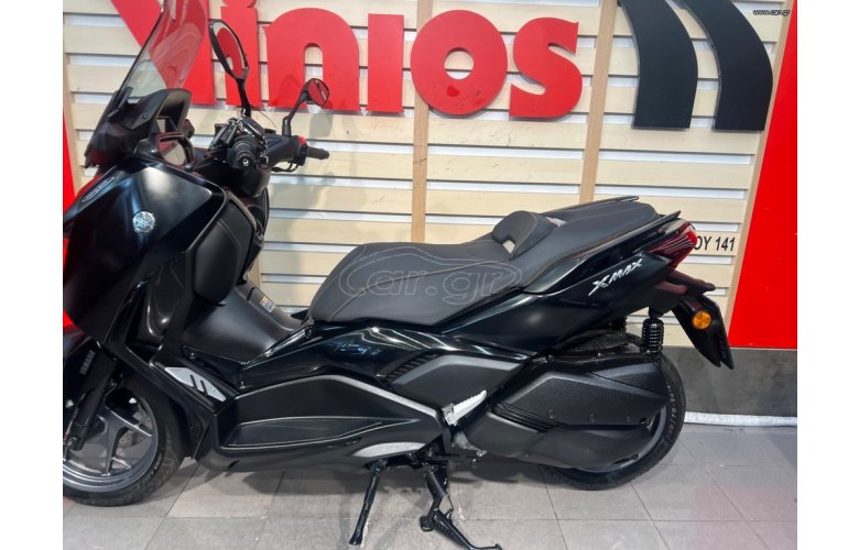 YAMAHA XMAX300 TECH '24
