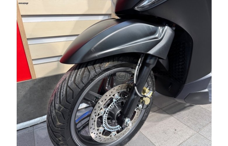 Piaggio Beverly 400 HPE S 2025