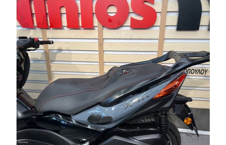 YAMAHA XMAX300 TECH MAX '22