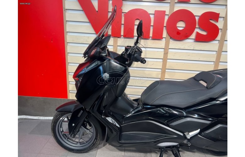 YAMAHA XMAX300 TECH '24