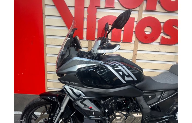 QJ Motor SRT 550 SX 2025 ΤΡΙΒΑΛΙΤΣΟ