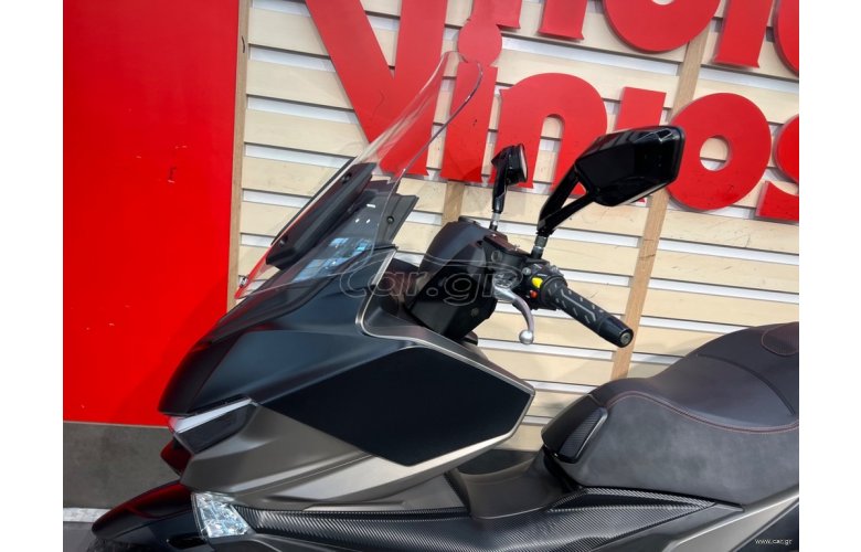 Kymco Xciting 400i 2023 VS