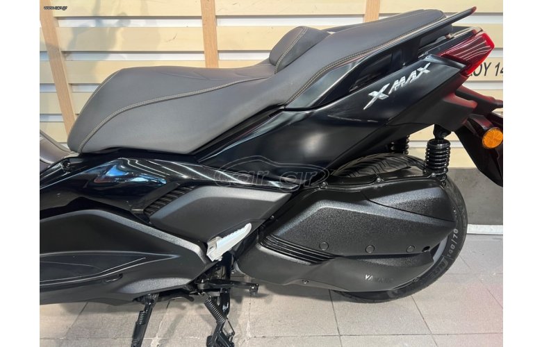 YAMAHA XMAX300 TECH '24