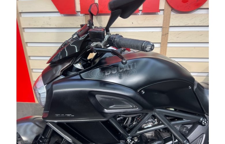 Ducati Diavel 2014