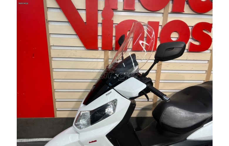 Aprilia SR GT 200 2023
