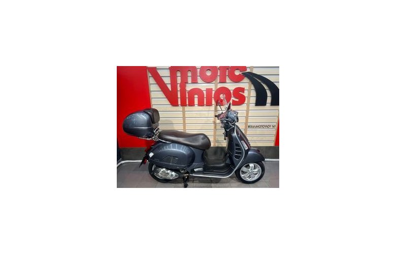 Vespa GTS 300 2022