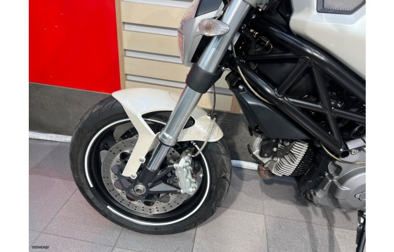 Ducati Monster 696 2008