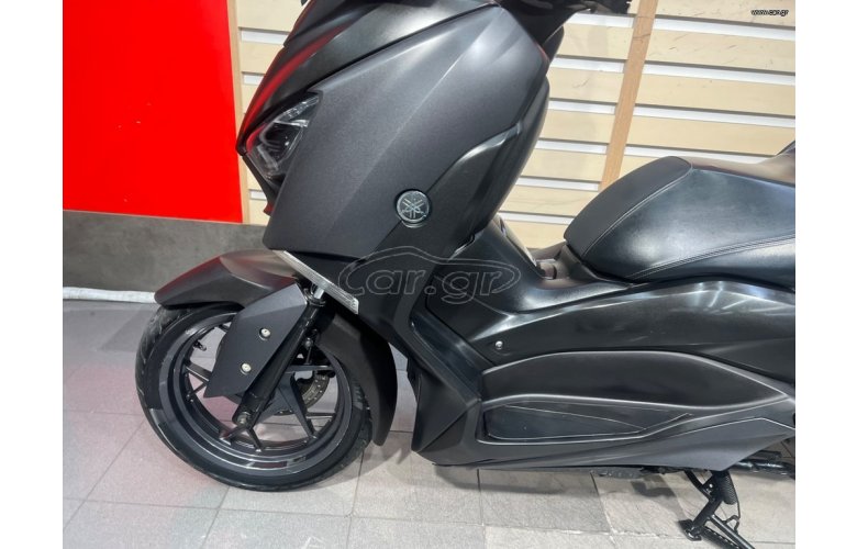 YAMAHA XMAX 300 2018