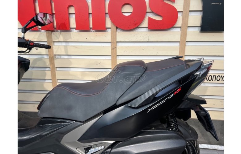 Kymco Xciting 400i 2023 VS