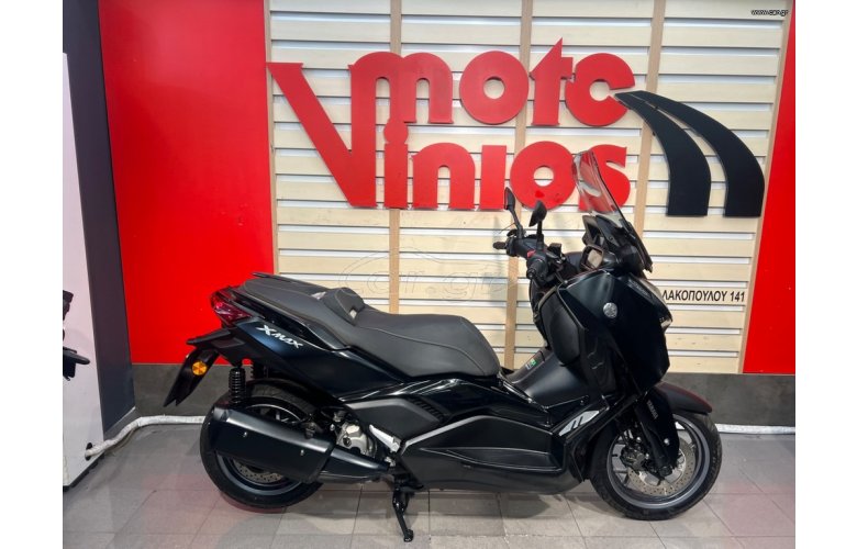 YAMAHA XMAX300 TECH '24