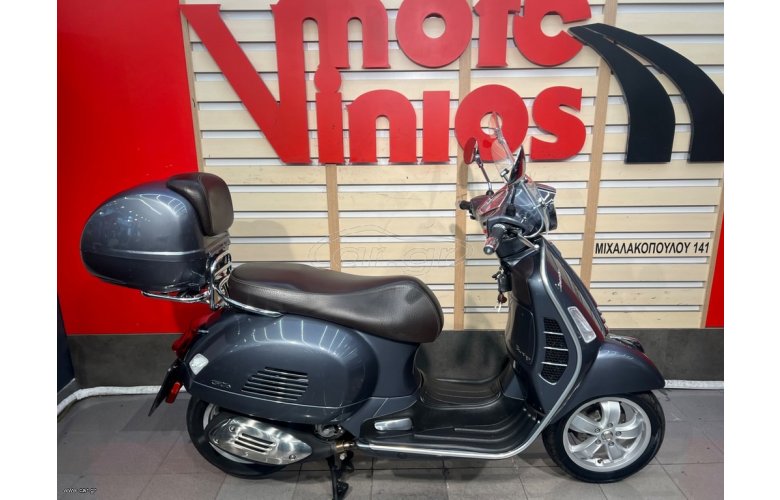 Vespa GTS 300 2022