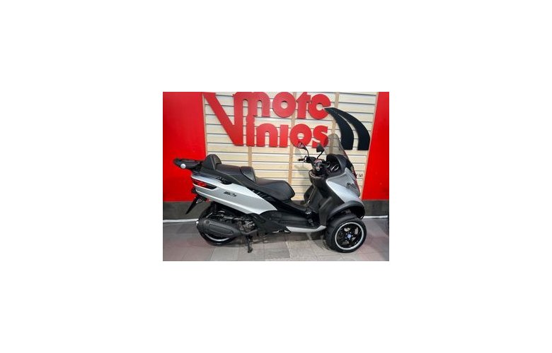 Piaggio MP3 300 LT 2015