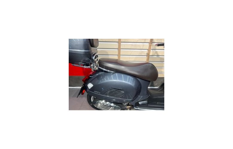 Vespa GTS 300 2022