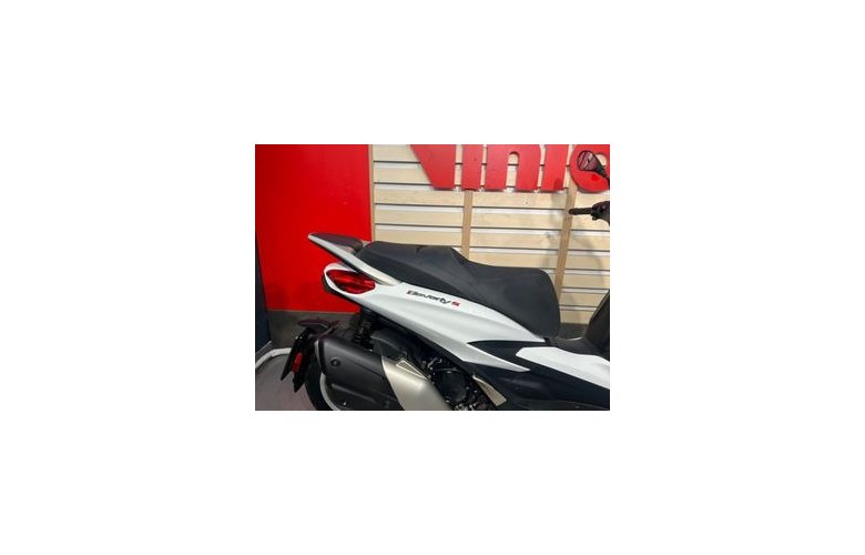 Piaggio Beverly 400 2023