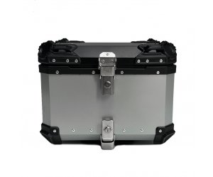 Βαλίτσα BLACK ONE H55 ΑΛΟΥΜΙΝΙΟΥ 55lt ασημί με πιάστρα και εσωτερική επένδυση